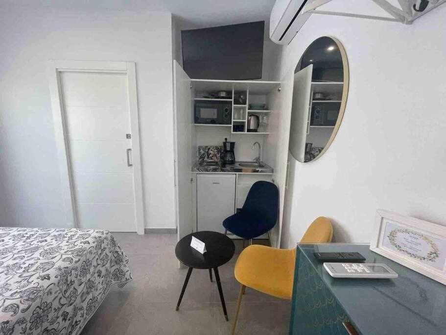 XVIII B Suite Apartamentos Morales & Arnal รอนดา ภายนอก รูปภาพ