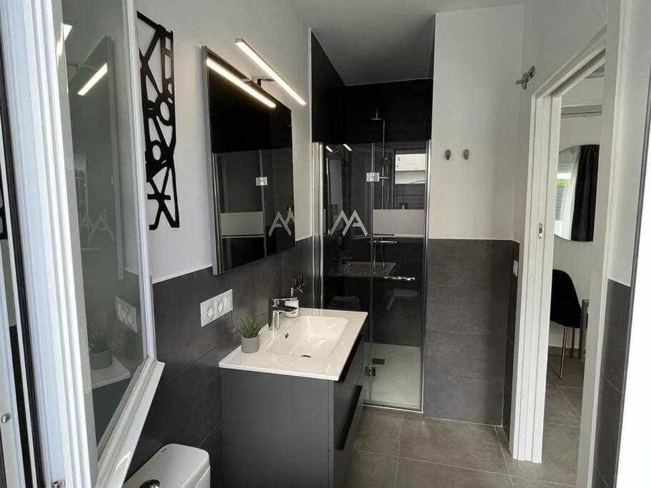XVIII B Suite Apartamentos Morales & Arnal รอนดา ภายนอก รูปภาพ